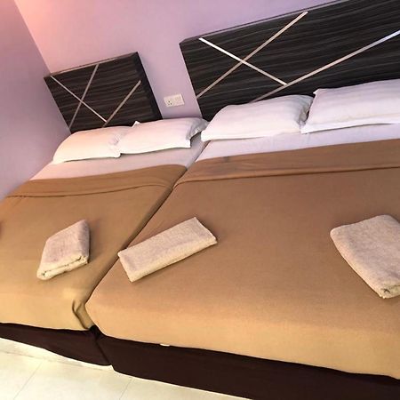 Al Huda Hotel Malacca Ngoại thất bức ảnh